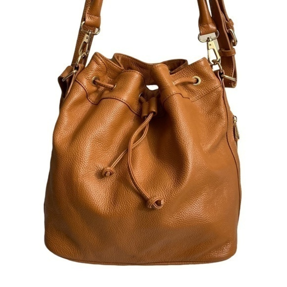 Ora Delphine brown leather bucket bag